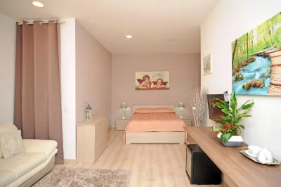 Foresteria Via Italia Hotels near Rho Fiera Railway Station