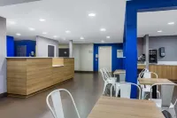 Microtel Inn & Suites by Wyndham Matthews/Charlotte - breakfast