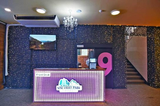 나인밸리파크 야외 수영장