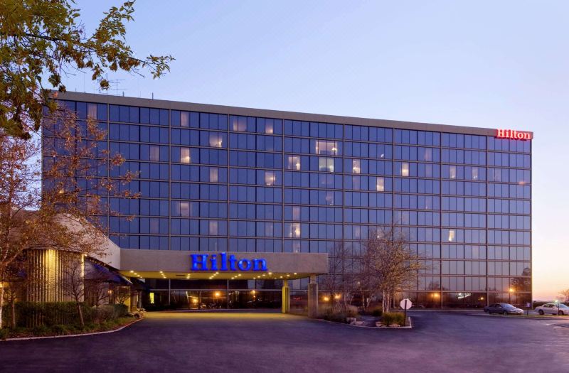 Hilton Kansas City Airport