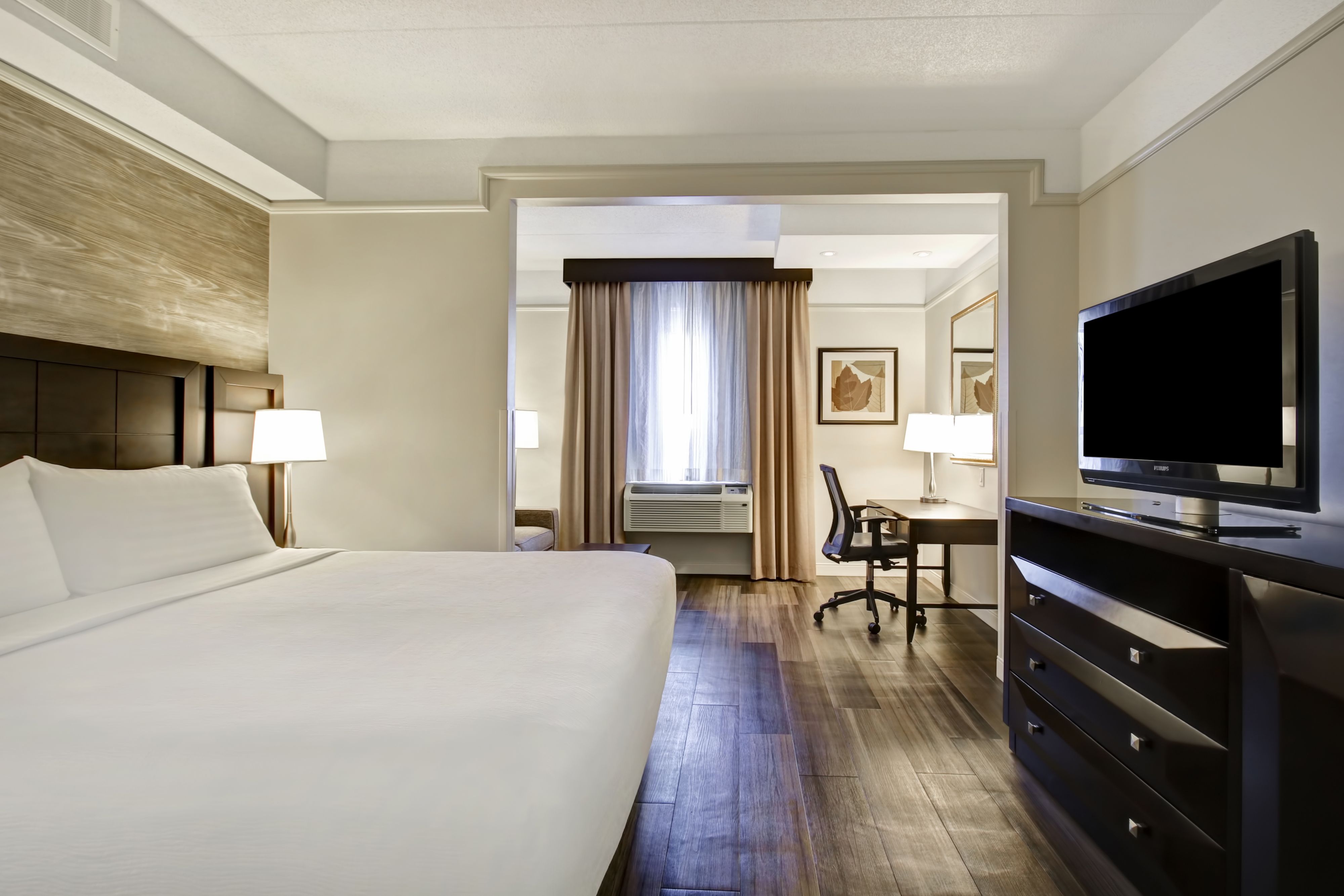 Holiday Inn Windsor - Ambassador Bridge, an Ihg Hotel