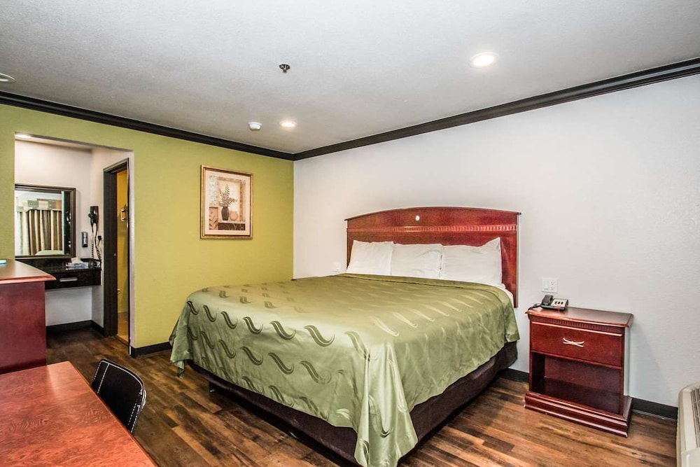 Americas Best Value Inn Fort Worth