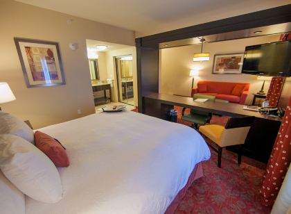 Hampton Inn & Suites Seattle/Kent