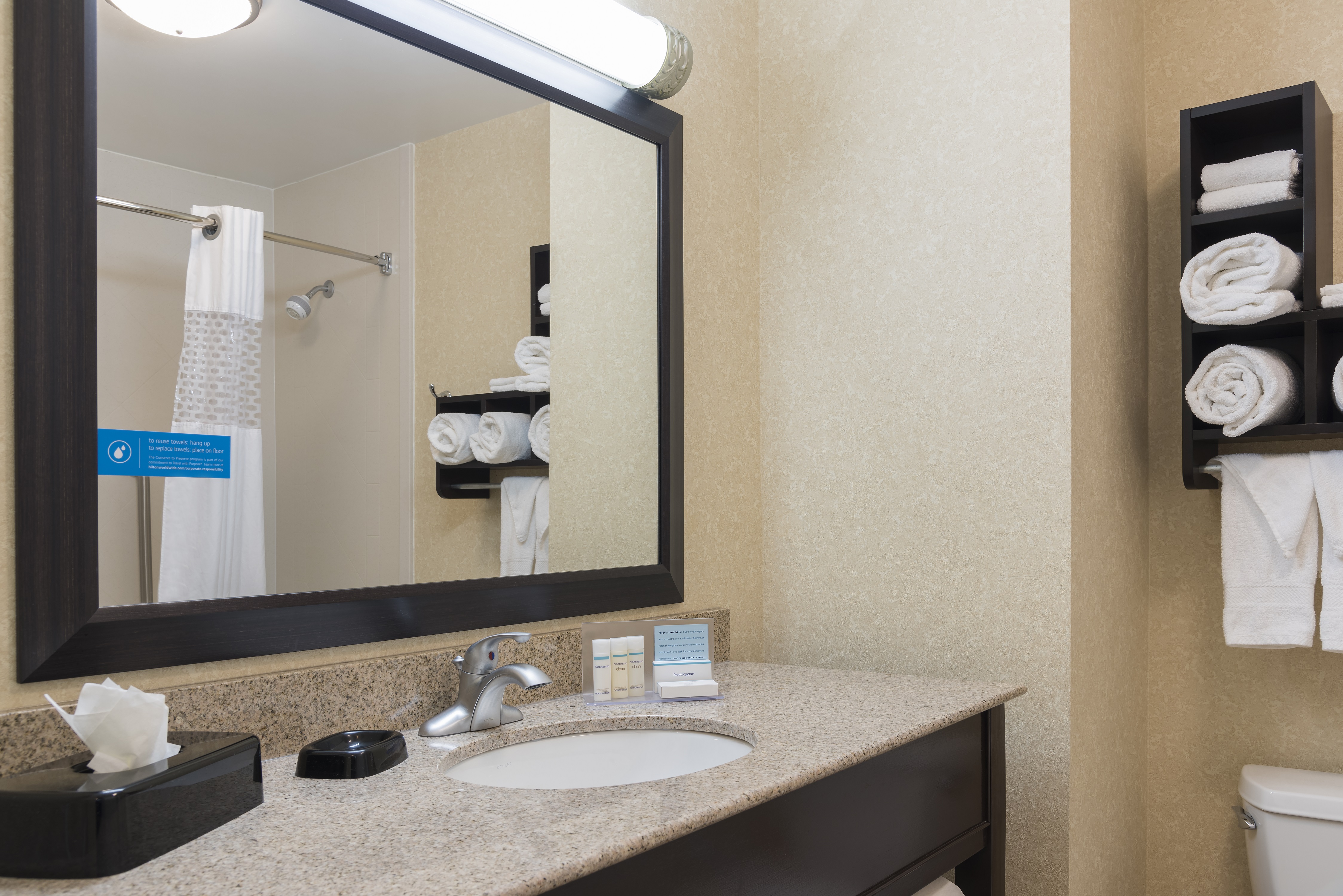 Hampton Inn Detroit Roseville