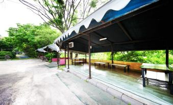 Gapyeong Yumyeong Sanbangil Garden Pension