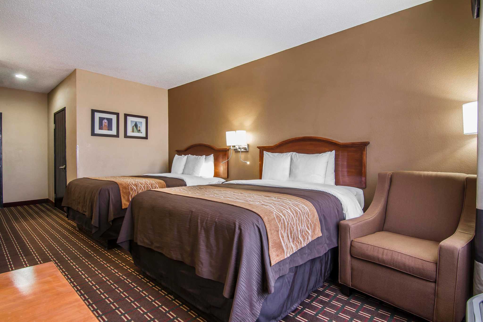 Quality Inn & Suites I-35 E/Walnut Hill