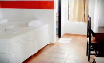 Central Palace Hotel - Housity