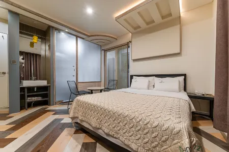 Ansan Hotel 727 Отели в г. Ансан