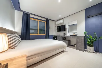 A.J Hotel & Pension