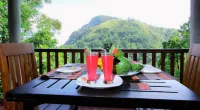 Blue Ribbon Homestay - Bed and breakfast