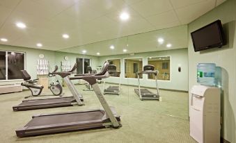 Holiday Inn Express & Suites Meriden