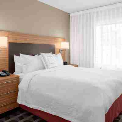 TownePlace Suites Cincinnati Fairfield Rooms