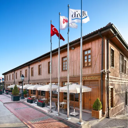 Divan Cukurhan Hotel Отели рядом с достопримечательностью «Мечеть Коджатепе»
