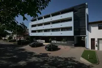 Reghina Blue Hotel Hôtels à : 