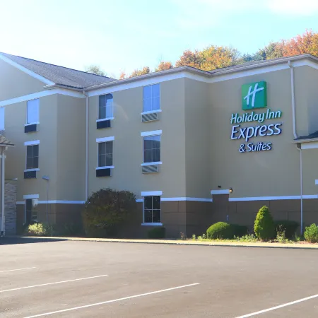 Holiday Inn Express & Suites ST MARYS by IHG