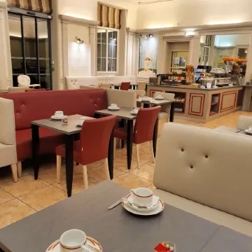 Best Western Central Hotel, Tours