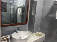 Wuzhishan Lidong Fengqing Hotel