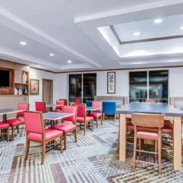 Holiday Inn Express & Suites BETHLEHEM by IHG