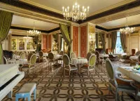 Tante Alma Bristol Hotel - Desayuno