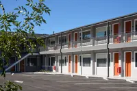 HotelMOTEL Adelaide - Motels