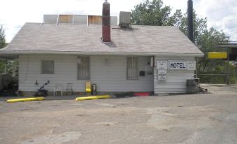 Riverside Motel
