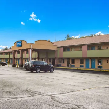 Rodeway Inn & Suites Monroeville-Pittsburgh