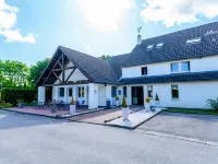 كمفرت هوتل أمين نور Hotels near Parc des Hortillonages
