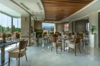 Cosmopolitan Hotel & Spa - breakfast