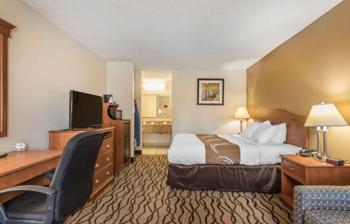 The Riverstone Hotel