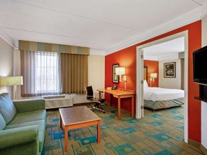 La Quinta Inn & Suites by Wyndham Winston-Salem