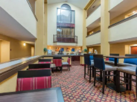 Comfort Inn & Suites Jasper Hwy 78 West Hotels in Walker County