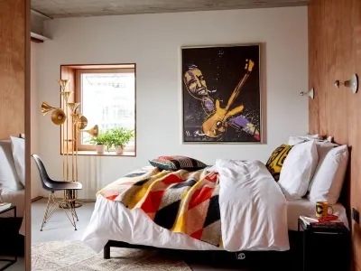 Q-Factory Hotel Hotell i 