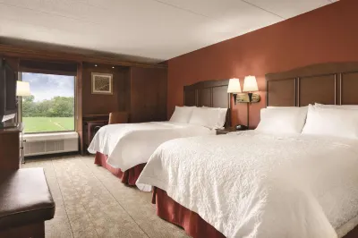 Hampton Inn Cincinnati-Kings Island Hotels in Mason