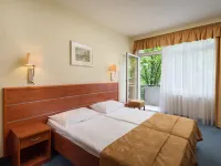 Benczur Hotel โรงแรมใกล้ฮีโรส์ สแควร์