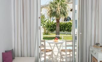 Polos Hotel Paros