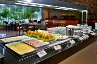 Quality Hotel & Suítes São Salvador - breakfast