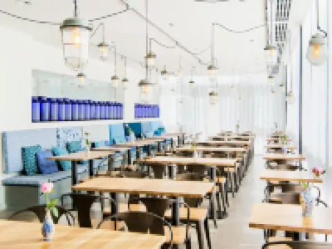 โรงแรมเออร์บัน ลอดจ์ โรงแรมในอัมสเตอร์ดัม