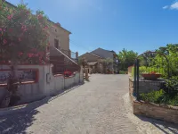 Borgo Agrituristico Il Pino Hôtels à : 