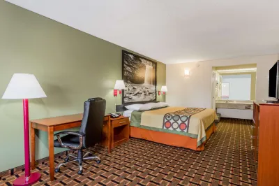 Super 8 by Wyndham Stafford Hotels in Griffis-Widewater