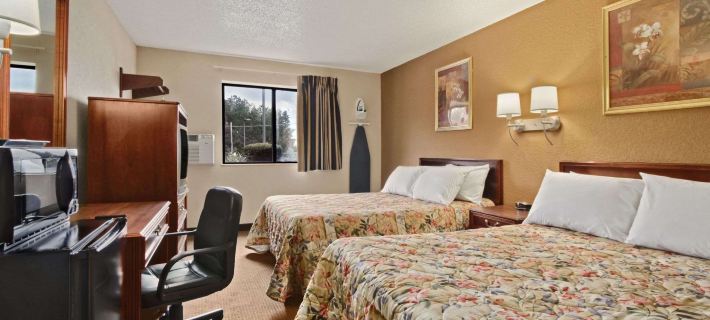 Super 8 by Wyndham Richmond Airport VA Hotels in Sandston