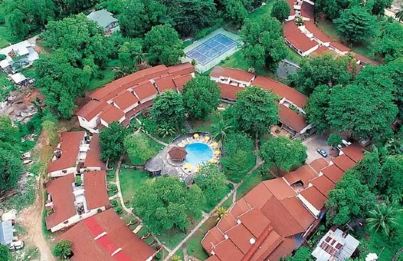 普拉蘭島成功度假村