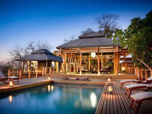 Simbavati Hilltop Lodge