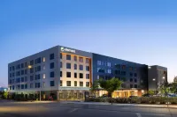 Element San Jose Airport Hotels near San Jose Museum of Art