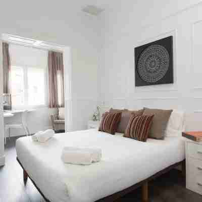 Enjoybcn Coliseum Apartments Rooms