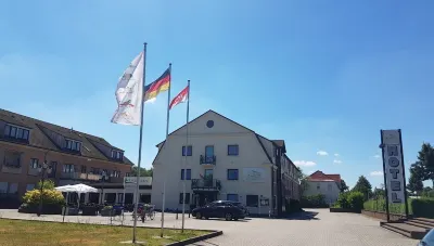 KomfortHotel Grossbeeren - Stadt-Gut-Hotel Hotels in Diedersdorf