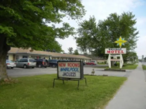 Holiday Motel Hotels in Orillia