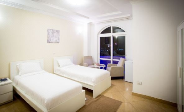 White House Addis Hotel - Housity
