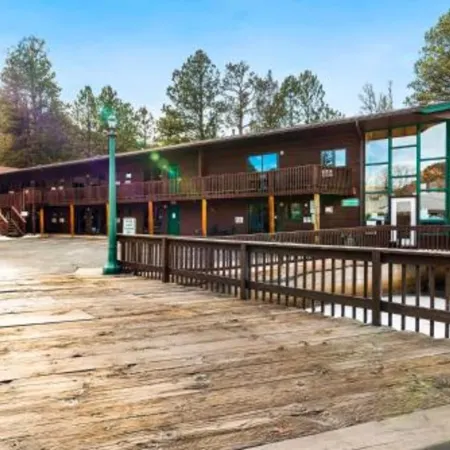 Nicky's Resort