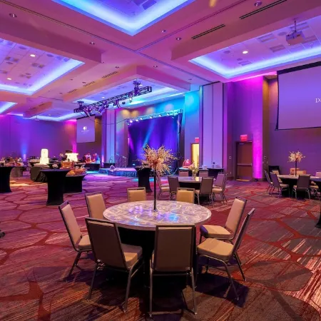 DoubleTree by Hilton Evansville