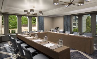 Royal Savoy Hotel and Spa